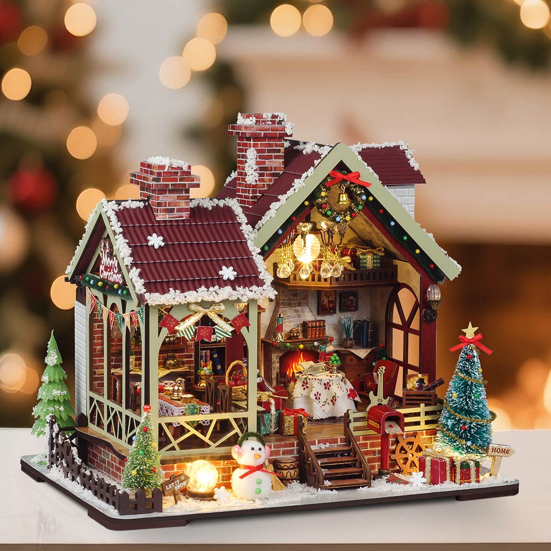 Warm Christmas Lodge DIY Miniature House
