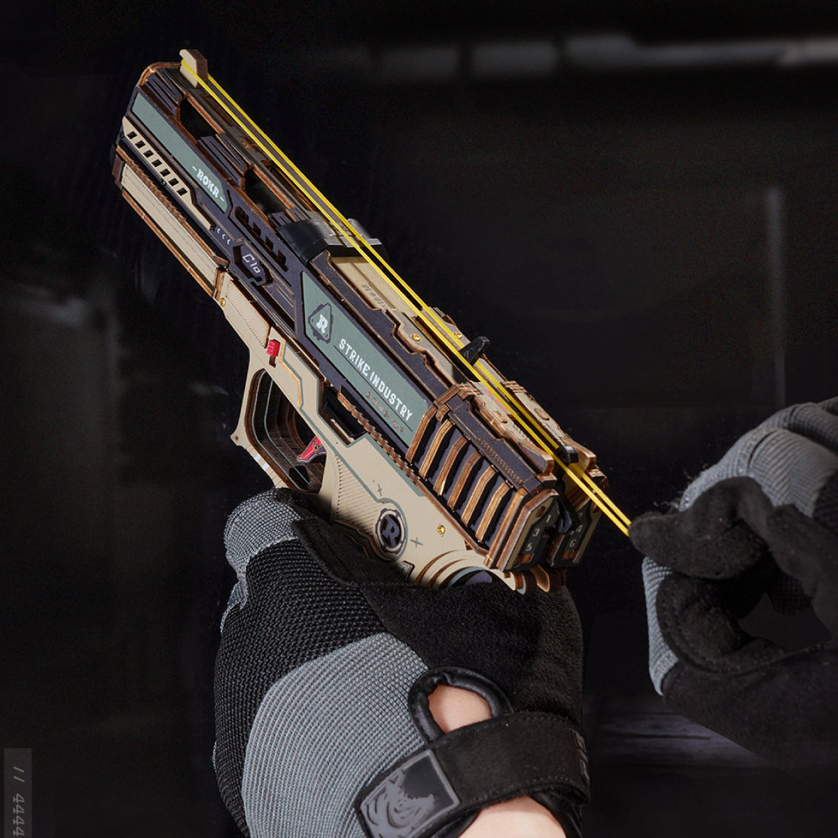 Legato C18 Pistol Wooden Toy