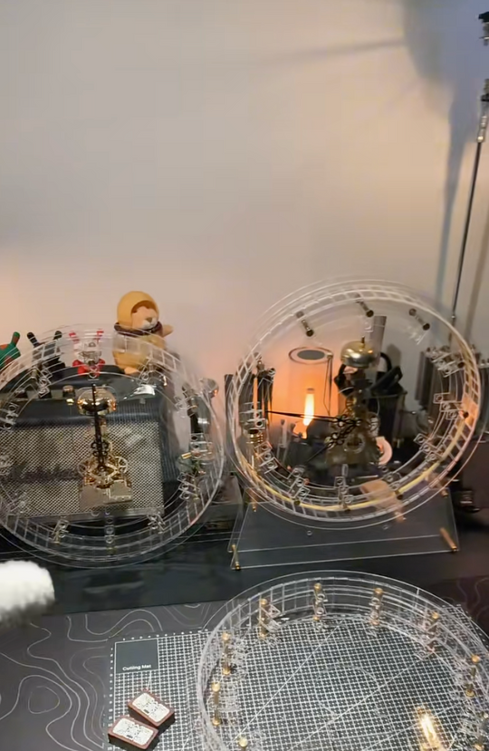 Acrylic Metal Mechanical Light Clock