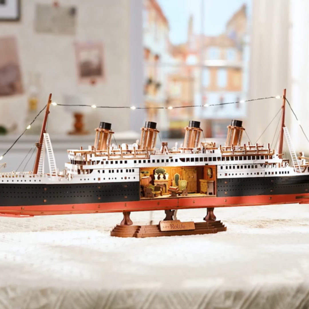 RMS Titanic 3D Wooden Puzzle