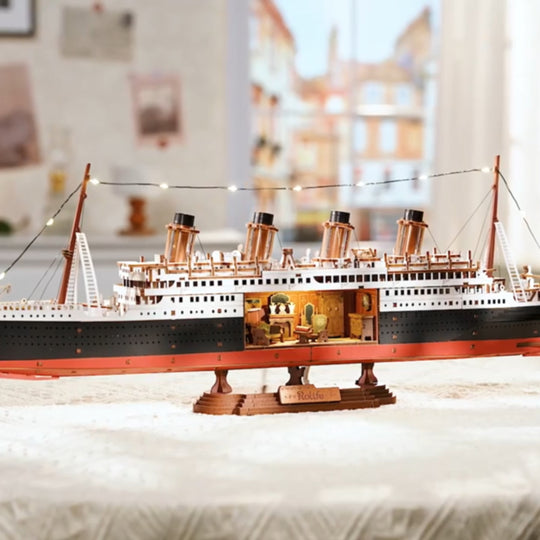 RMS Titanic 3D Wooden Puzzle