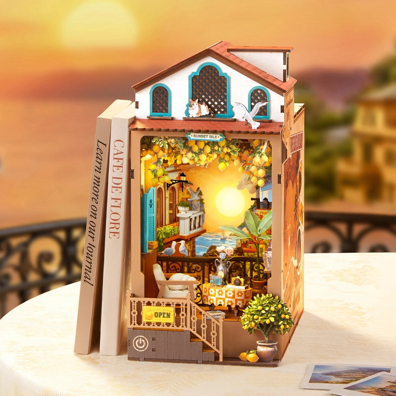 Sunset Isle DIY Book Nook