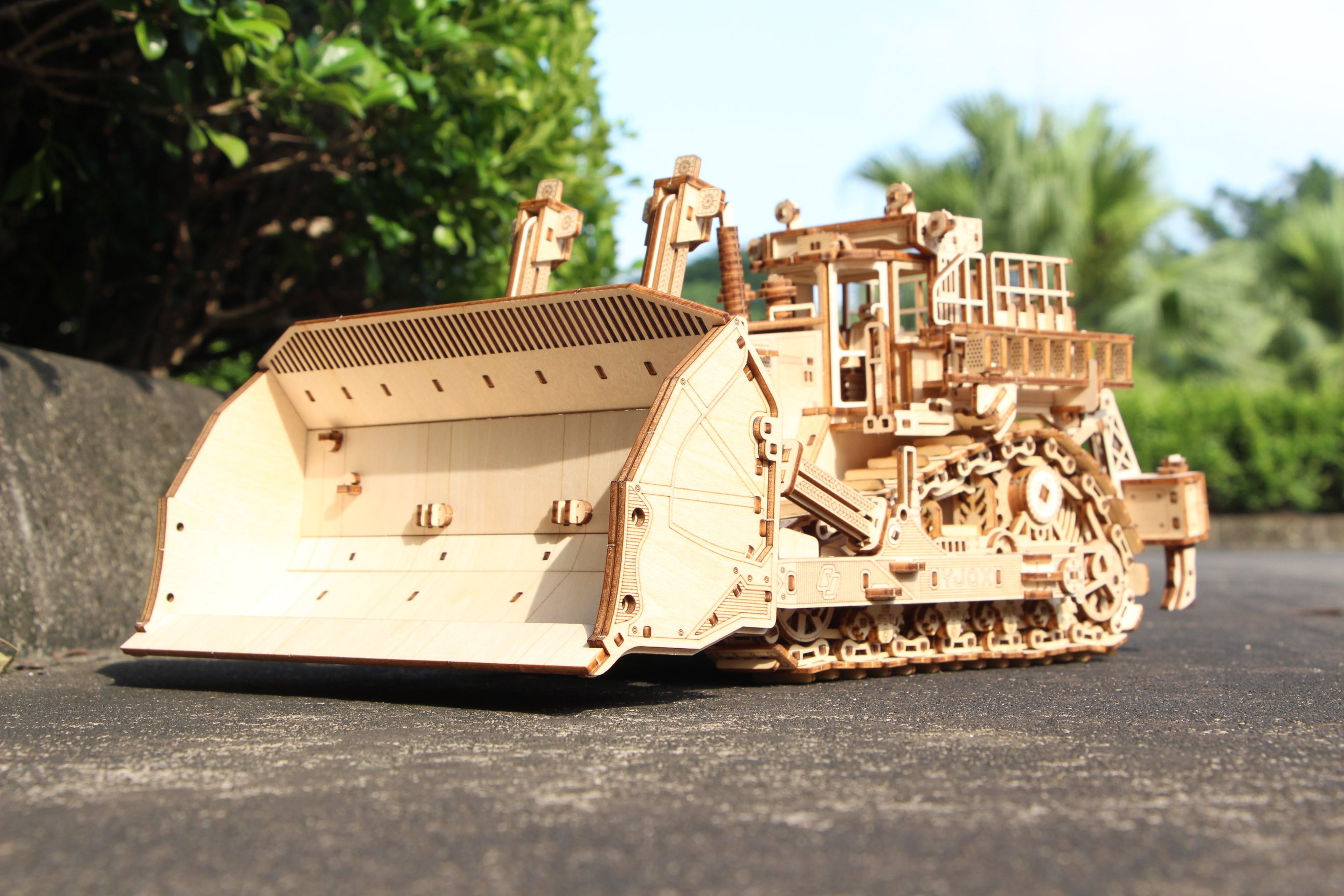 Heavy-duty Bulldozer 3D Wooden Puzzle