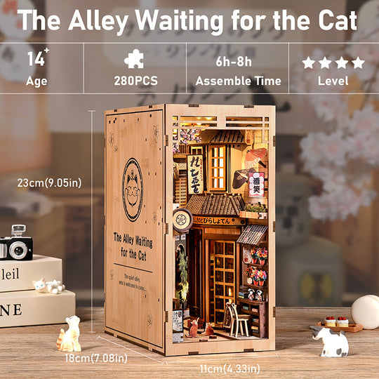 The Alley Waiting for the Cat Book Nook
