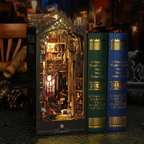 William Castle DIY Book Nook