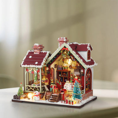 Warm Christmas Lodge DIY Miniature House