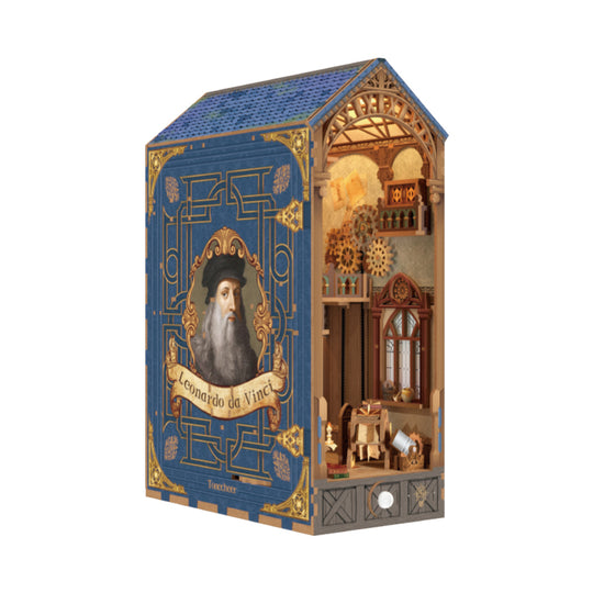 Da Vinci’s Fantasy Book Nook