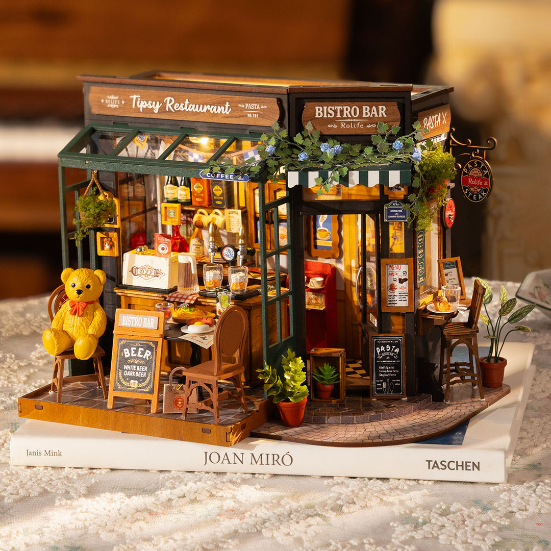 Tipsy Restaurant DIY Miniature House