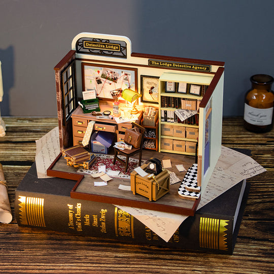 Magic Detective Agency Miniature House