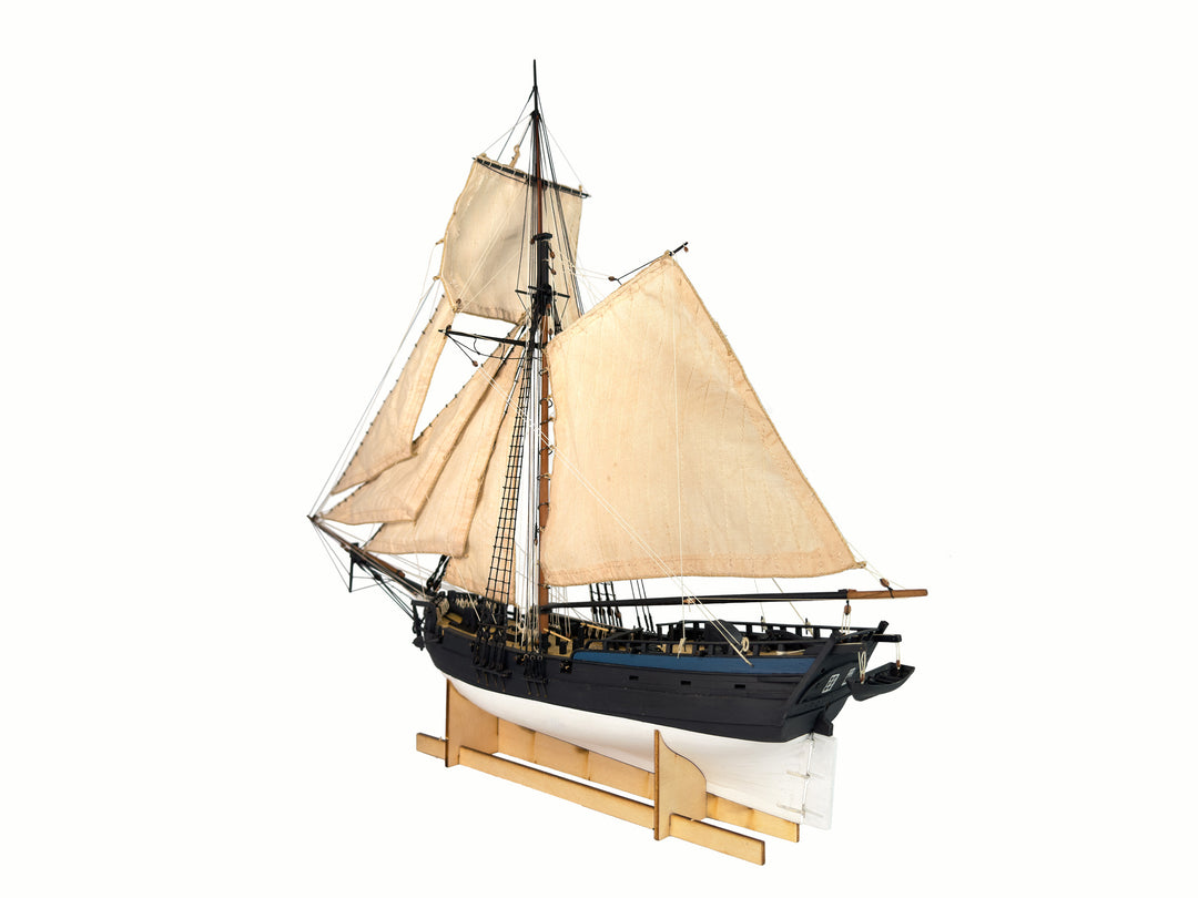 USS Providence 1775 - 1:72 With Sails