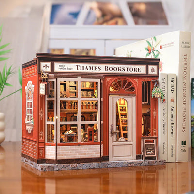 Thames Bookstore DIY Miniature House