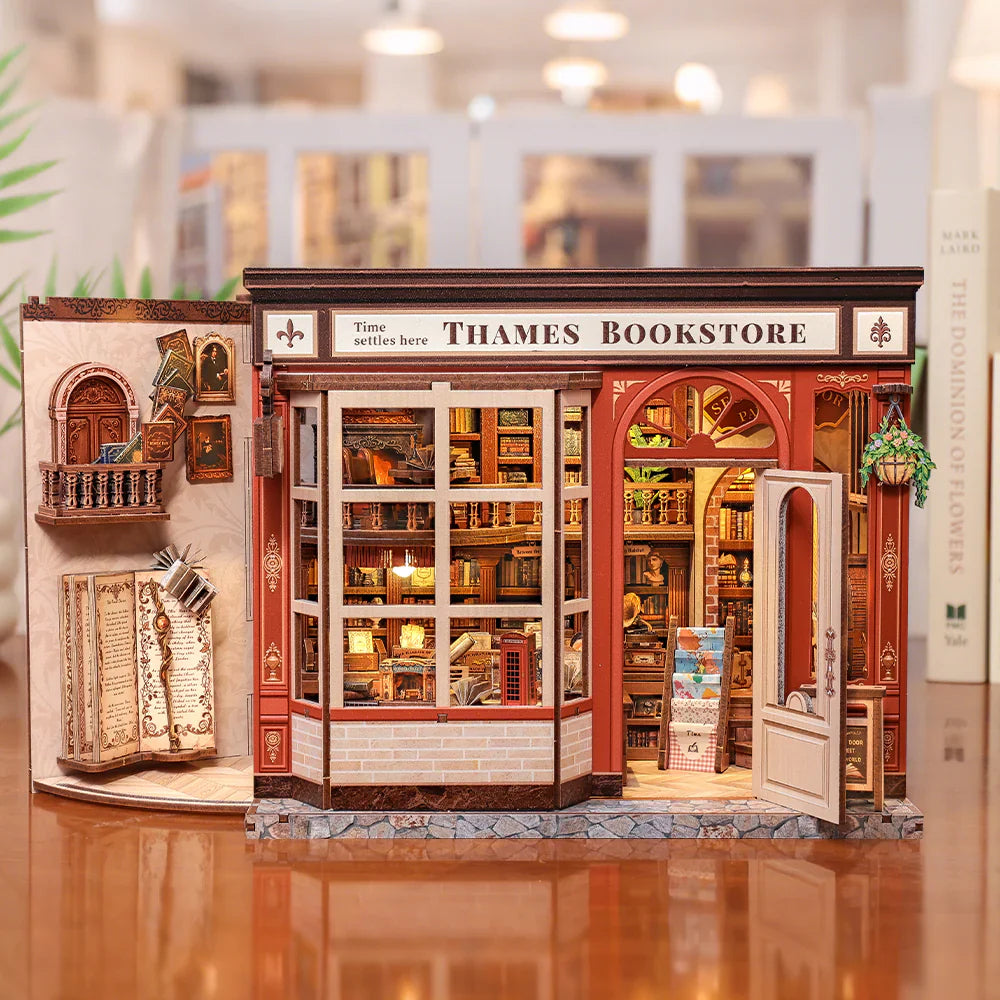 Thames Bookstore DIY Miniature House