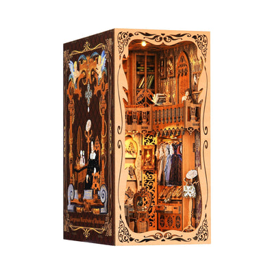 Gorgeous Wardrobe of Duchess Book Nook