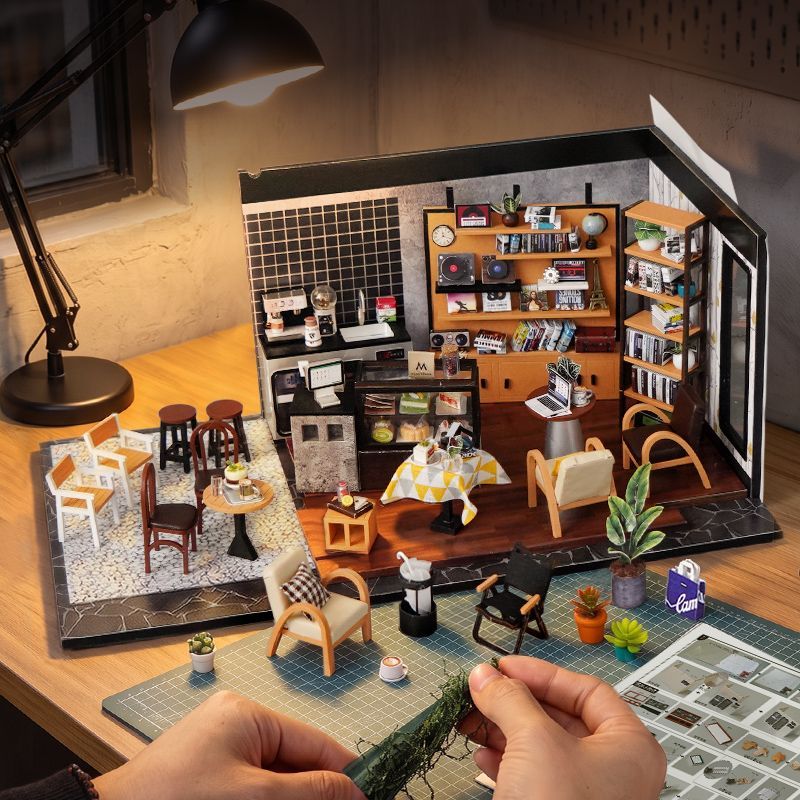 Vazone Coffee DIY Miniature House