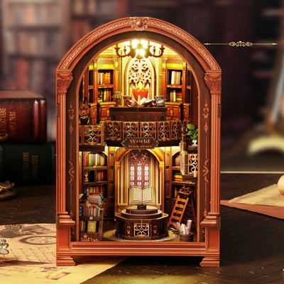 World Bookstore Miniature House